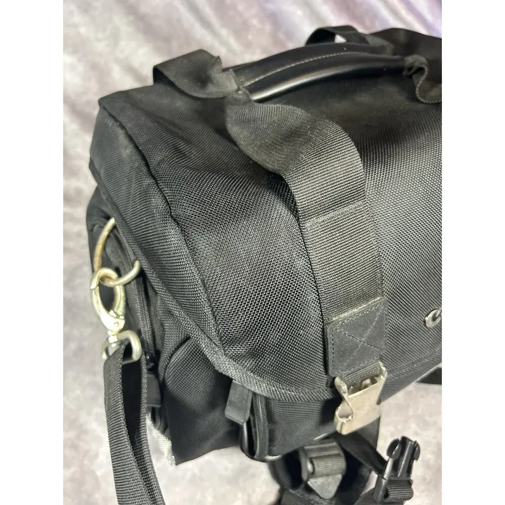 Canon 200DG Deluxe Camera Bag 9320A003 DSLR Padded Shoulder Case Black